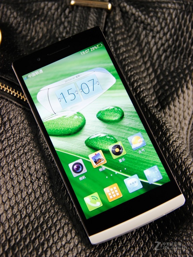 手机 oppo手机 oppo x909(find 5/16gb) 图片 其他图赏67 / 208隐藏