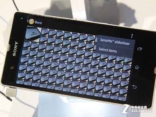�����׿��ĺ� 5Ӣ������Xperia Z���� 