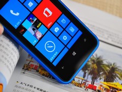 ���ͼ�ȫ��WP8 ŵ����620�Ųʼ۽�1999 