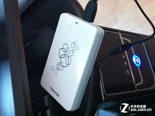 600Ԫ 1TB USB3.0ƶӲƼ 