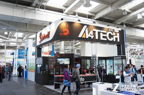 ���������� ˫�����ڶ���ƷCeBIT�ع� 