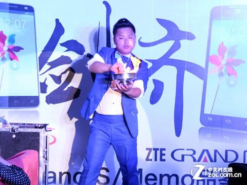 ˫��ҫ�ֽ� ����Grand S�Ϻ��������� 