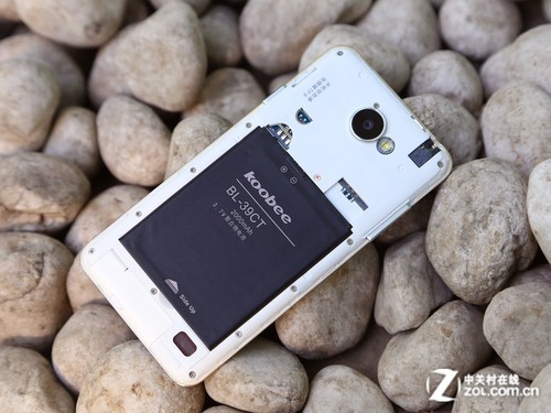 5Ӣ��1080p��Ļ1300MP �ĺ˿��MAXͼ�� 