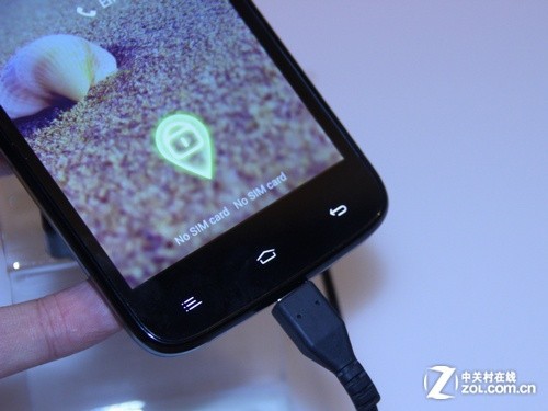 �ĺ�����200 ����/���������»�̨��չ�� 