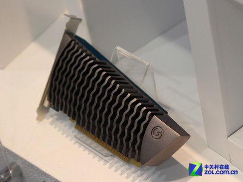 ���������� Computex2013Ӱ��չ̨Ѳ�� 