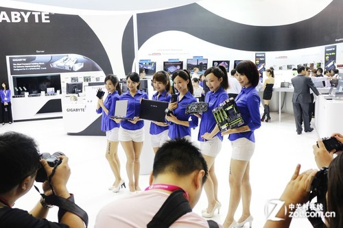 ��Ƶ�ھ�����OC���� ����MMչ̨���� 