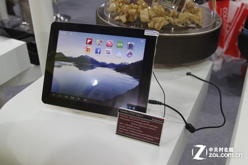 �߲ʺ���ĺ�ƽ��U781����Computex 