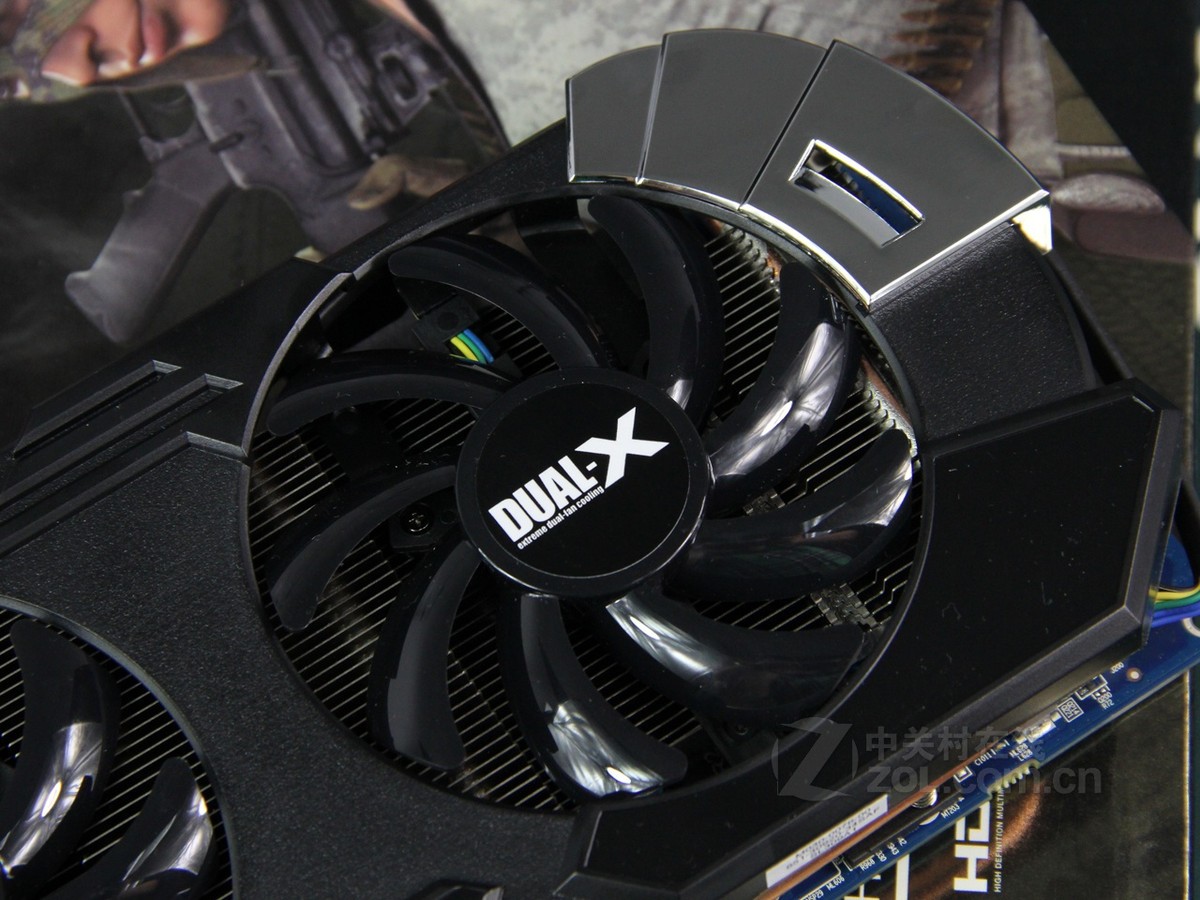 【高清图】 蓝宝石(sapphire)hd7950 3gb gddr5 with boost实拍图 图1