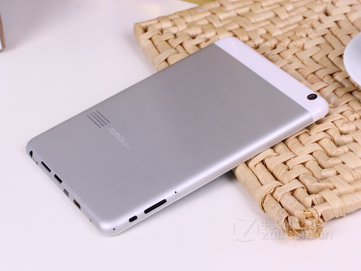 蓝魔x10 pro 效果图(5/35)