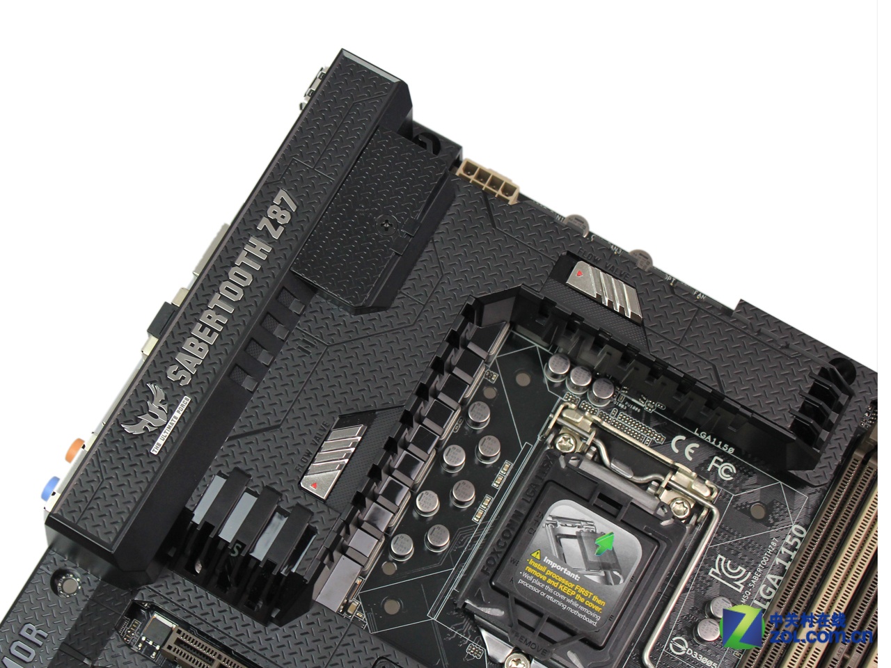 彻底抵御灰尘侵袭 华硕剑齿虎z87美图赏