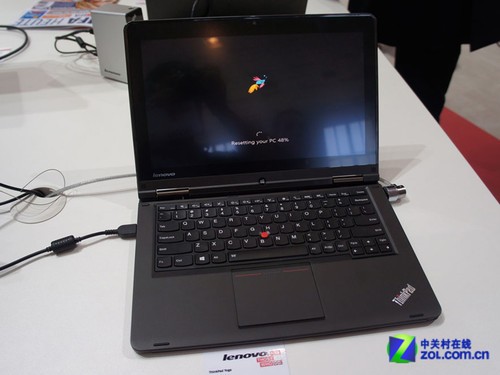 IFAֱ��:ThinkPad��Yoga���� ���ַ�ת 