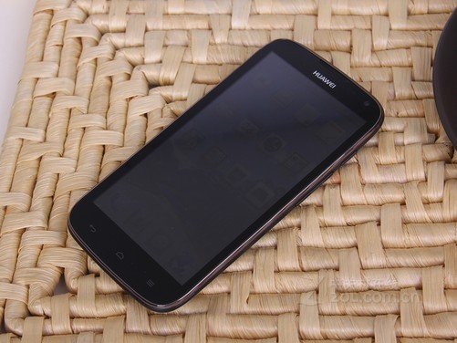 手机生活 正文 华为g610t有非常时尚的外形,来自大自然鹅卵石的灵感