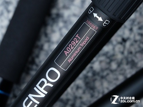 便携小巧好帮手 百诺A0292TB0脚架评测