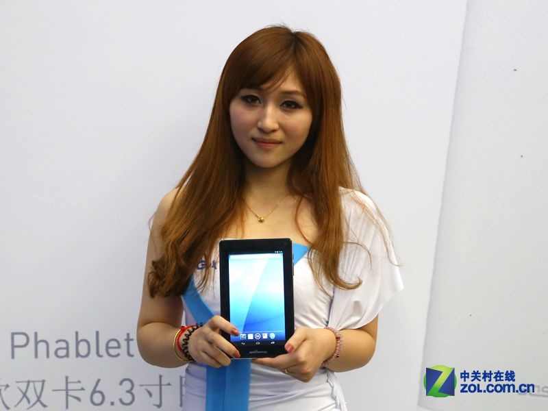 �������ϴ�ģ Ӱ�ۼ��껪��Ů�ɾ�����