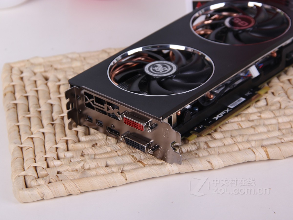 xfx讯景r9 270x魔尊