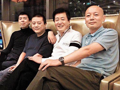 王朔捎带做作的笑容 其实已经给了我们答案(图片来自搜狐网)如果说