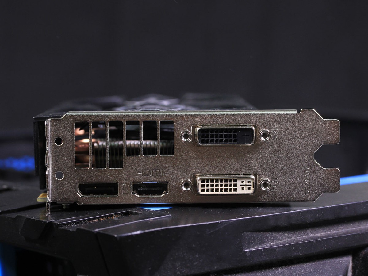 蓝宝石r9 270x 4g gddr5 白金版 oc