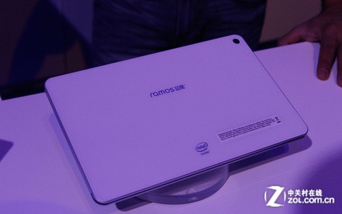 ces2014蓝魔i9闪耀英特尔平板展区