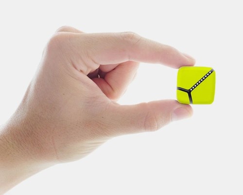 轻巧设计三轴记录 zepp推出运动追踪器