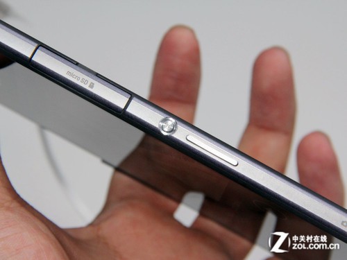 骁龙800+3GB运存 索尼Xperia Z2上手