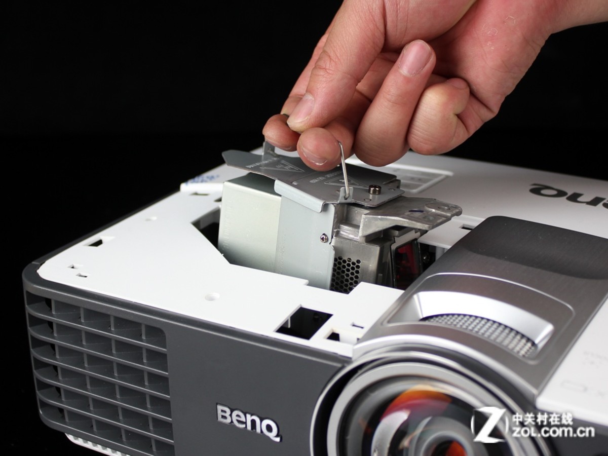 【高清图】 拒绝阴霾 明基dx819st教育互动短焦测试图8