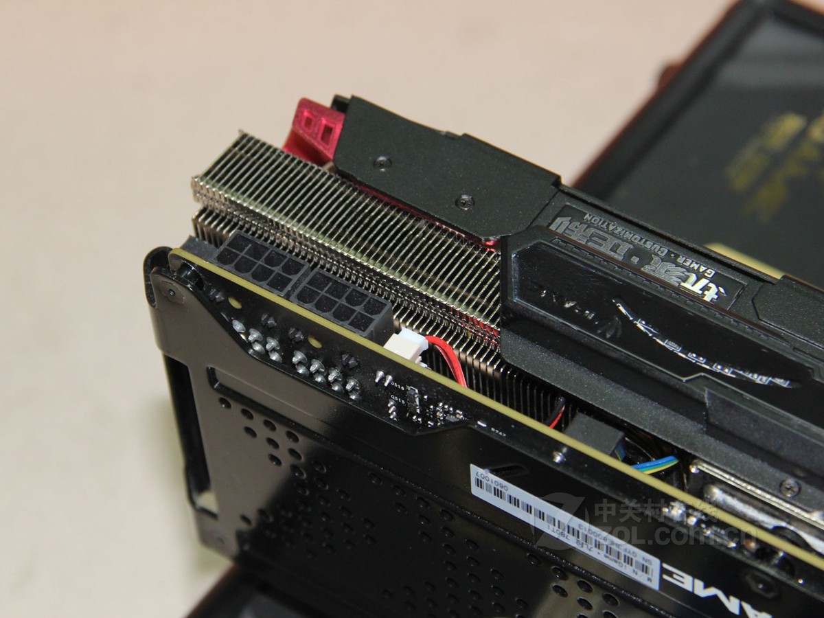 【高清图】 七彩虹(colorful)igame780ti 九段效果图 图128
