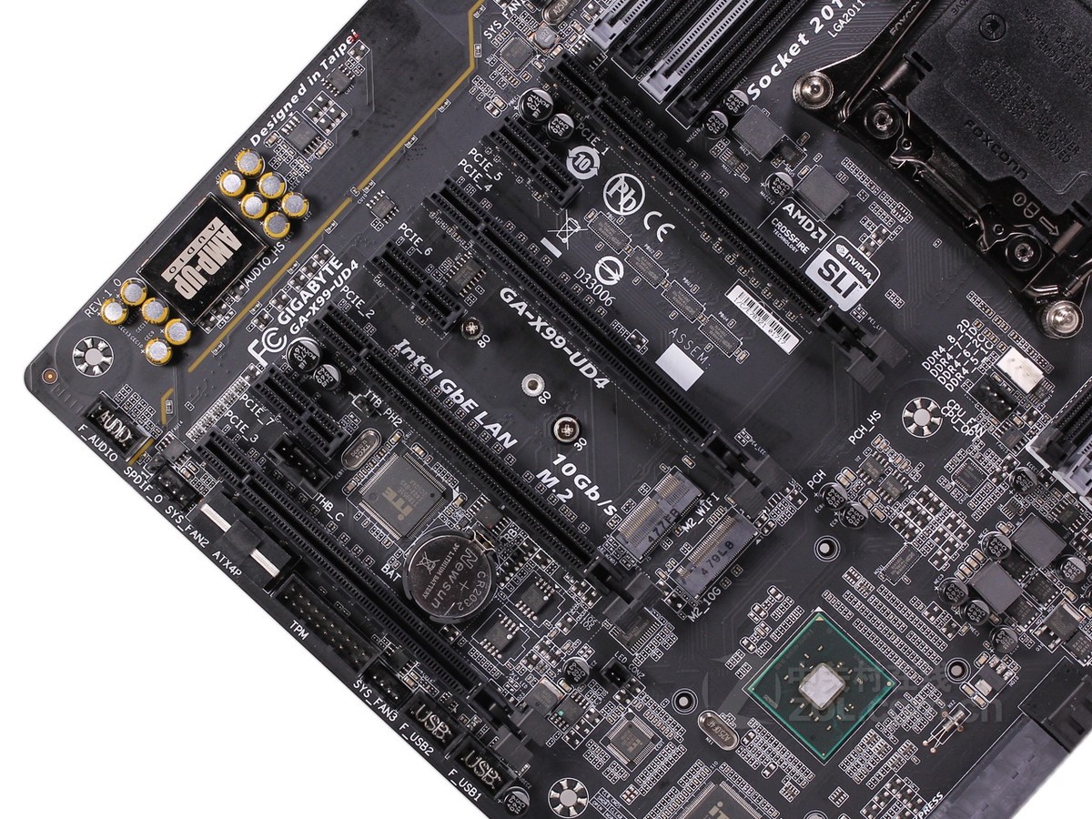 主板 技嘉主板 技嘉x99-ud4(rev.1.1) 图片 局部细节图 23 / 71隐藏