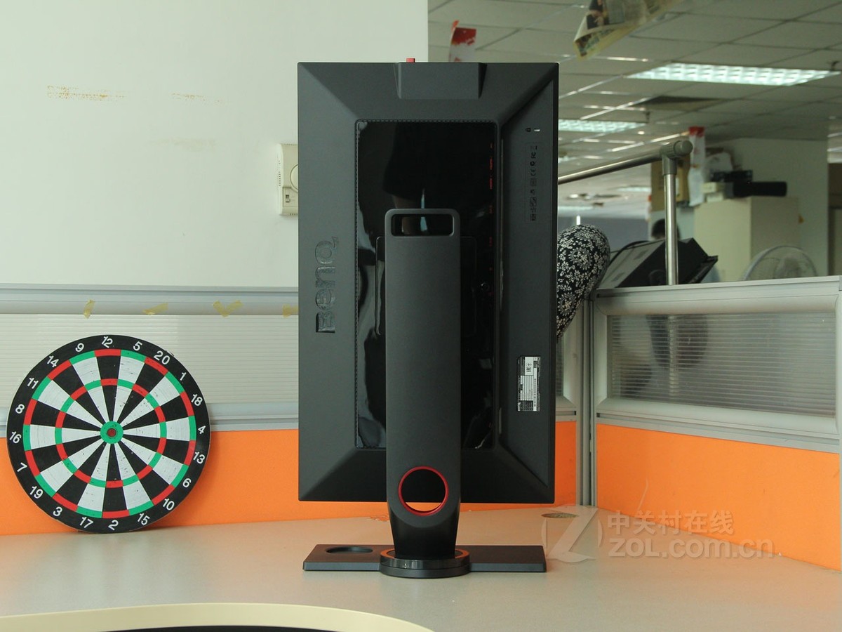 液晶显示器 明基液晶显示器 明基xl2430t 图片 效果图 21 / 72隐藏