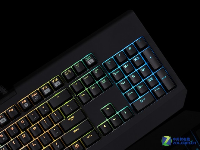 灯厂荣耀 雷蛇黑寡妇幻彩版键盘图赏