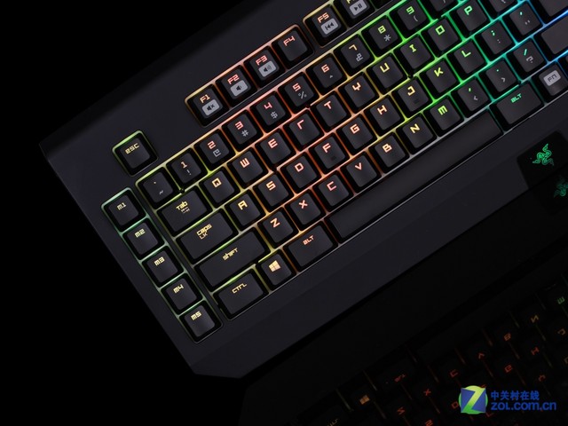 灯厂荣耀 雷蛇黑寡妇幻彩版键盘图赏