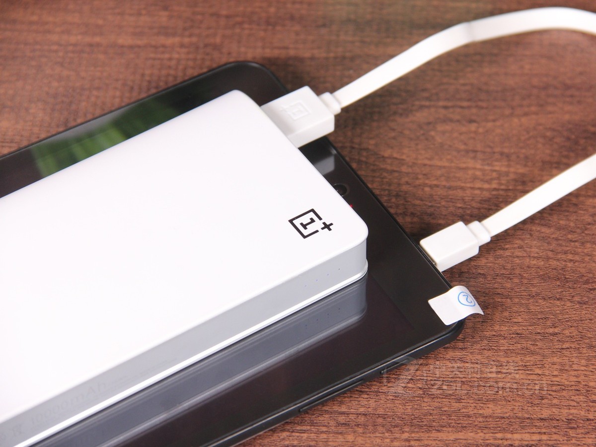 oneplus 来电移动电源(10000mah)