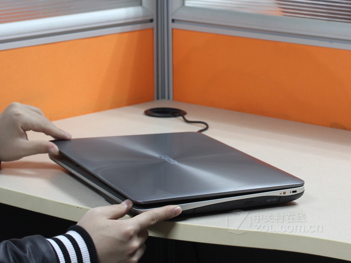 【高清图】 华硕(asus)n551jm4710(ssd hdd)效果图 图190