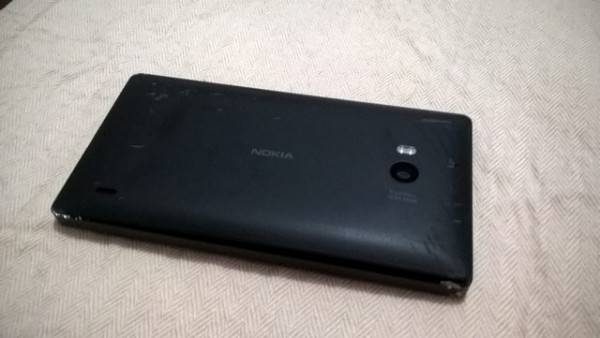 【高清图】 打不死的撸妹儿 lumia930高速坠落仍生还图4