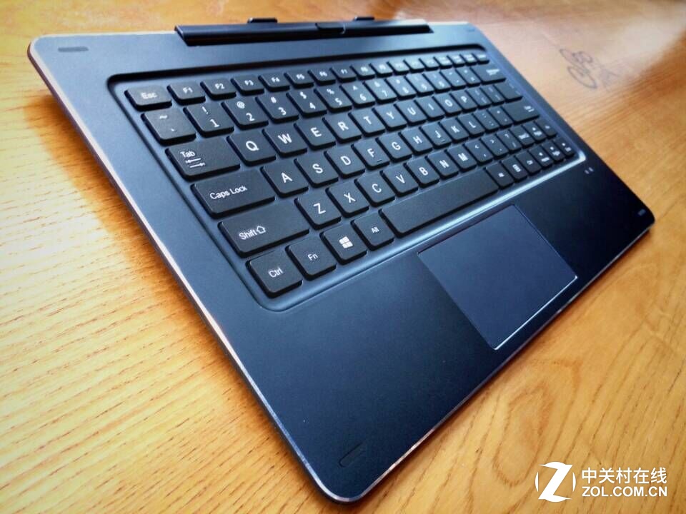 【高清图】 不再清新 海尔青春小蓝2全金属键盘曝光图2