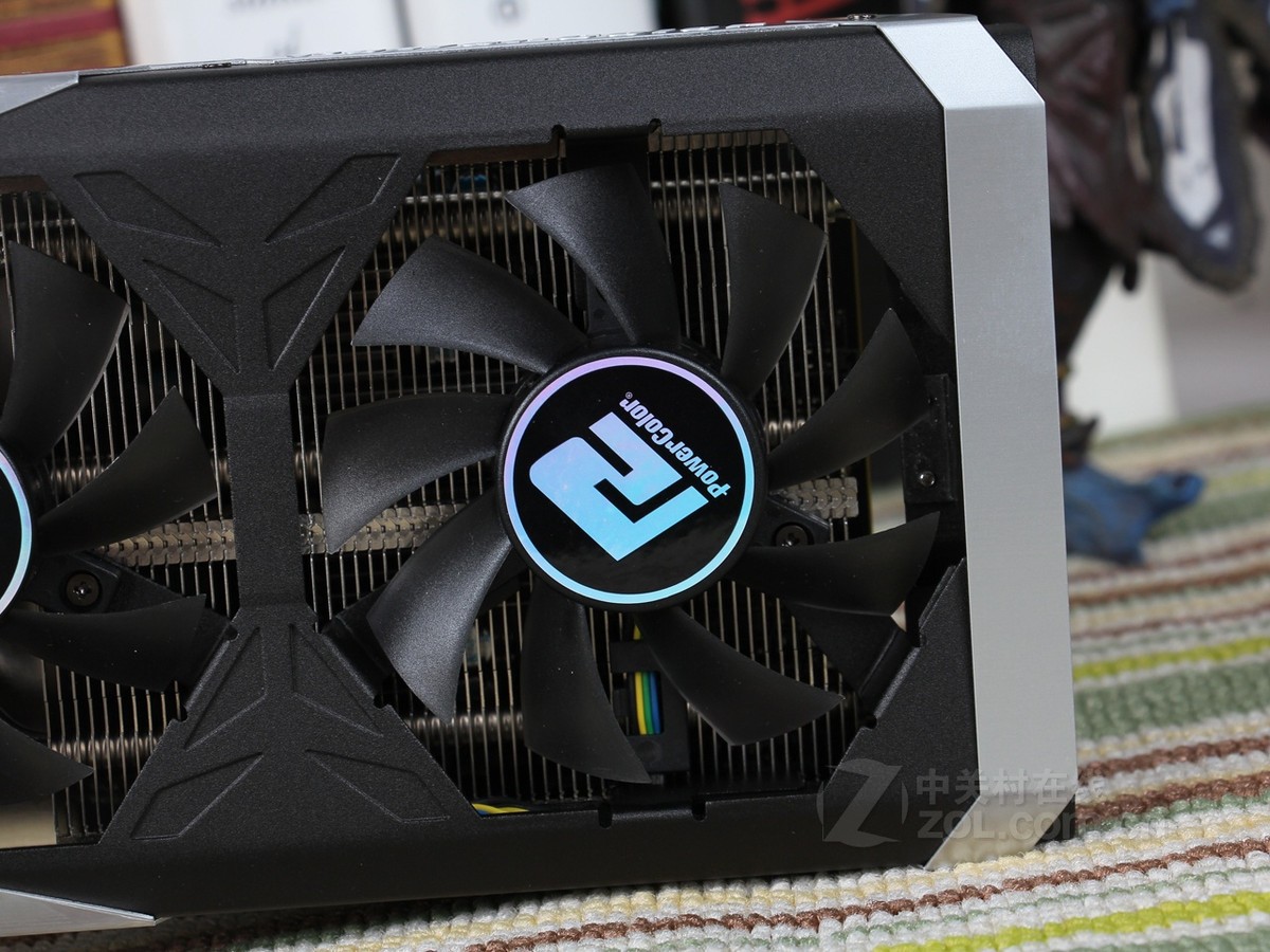 【高清图】 迪兰(powercolortech)r9 390 酷能 4g效果图 图86