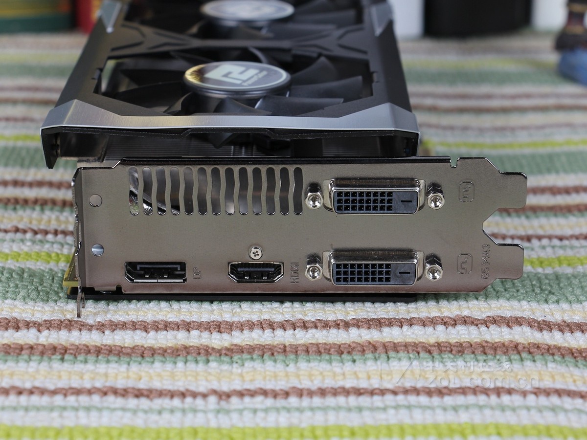 【高清图】 迪兰(powercolortech)r9 390 酷能 4g效果图 图90
