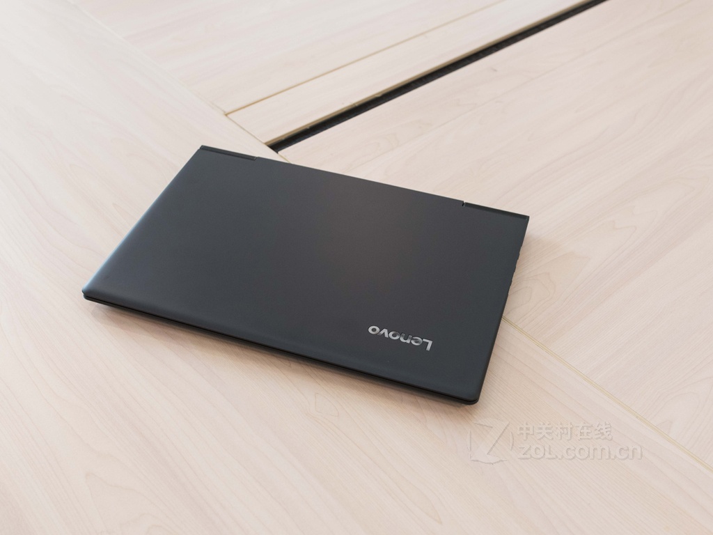 联想小新700电竞版(i7 6700hq/8gb/500gb/2g独显)