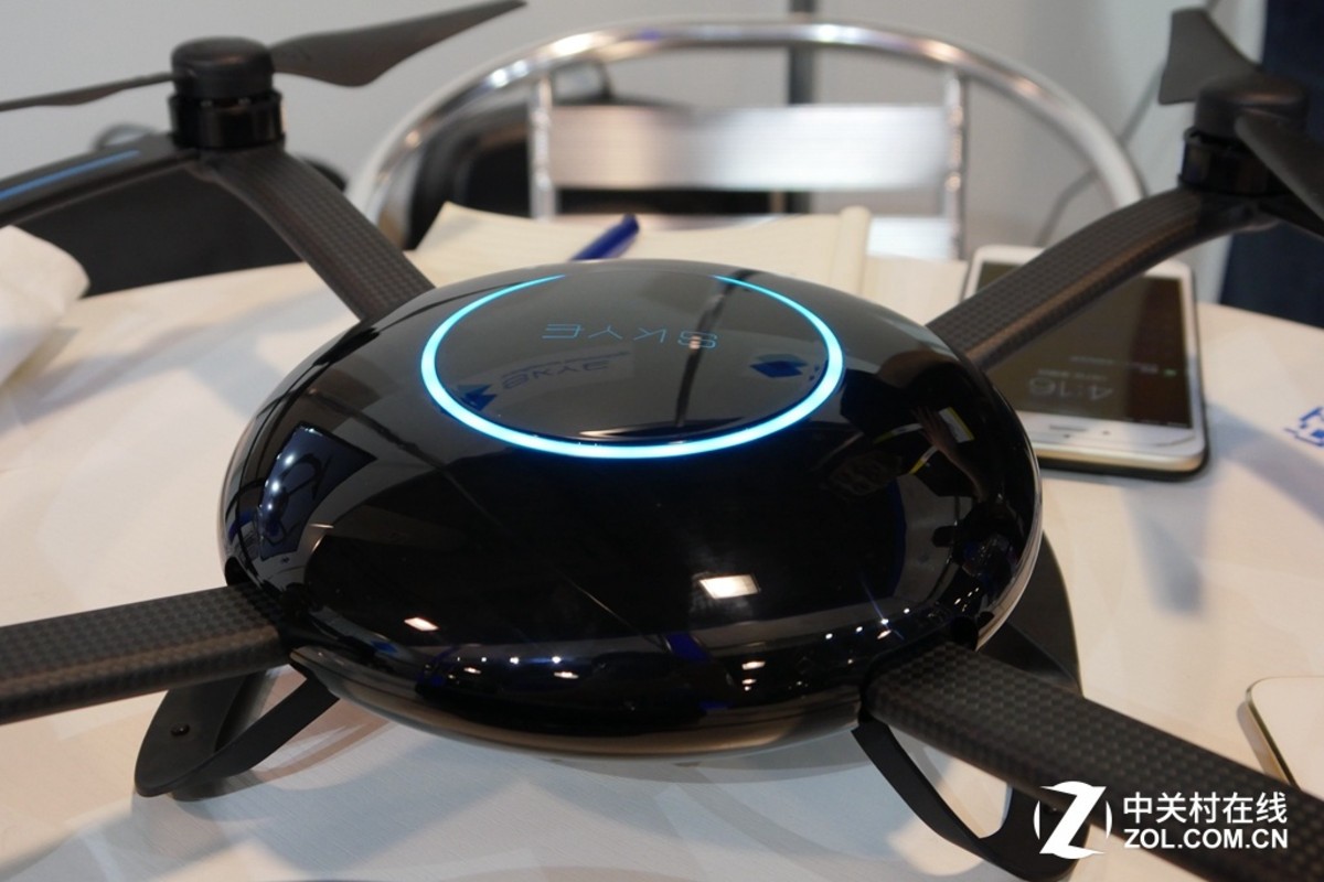 【高清图】 无控跟随型自拍 skye无人机惊艳ces图9