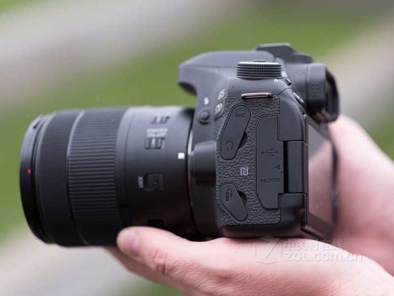 80D()