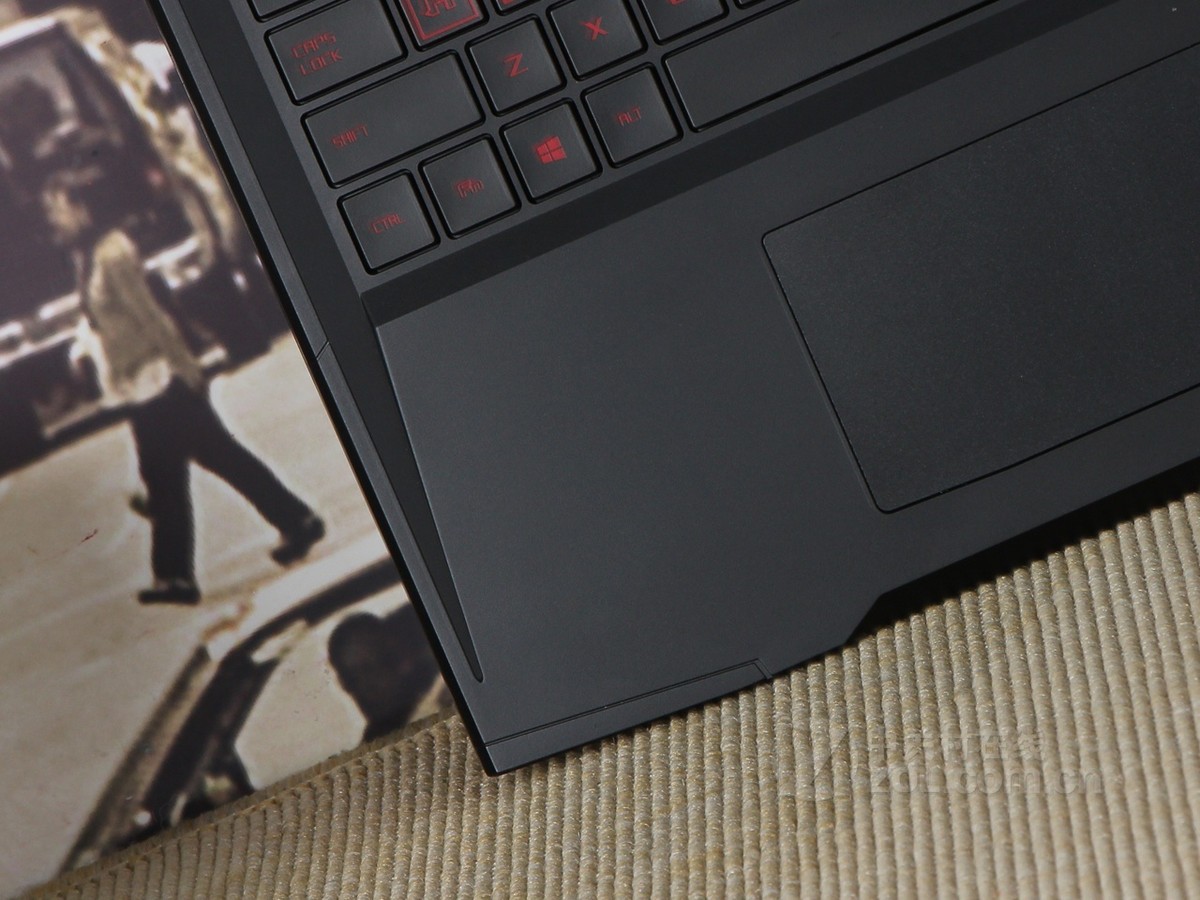 笔记本电脑 火影笔记本电脑 火影vulcan 金钢t1(i7 6700hq) 图片 原创