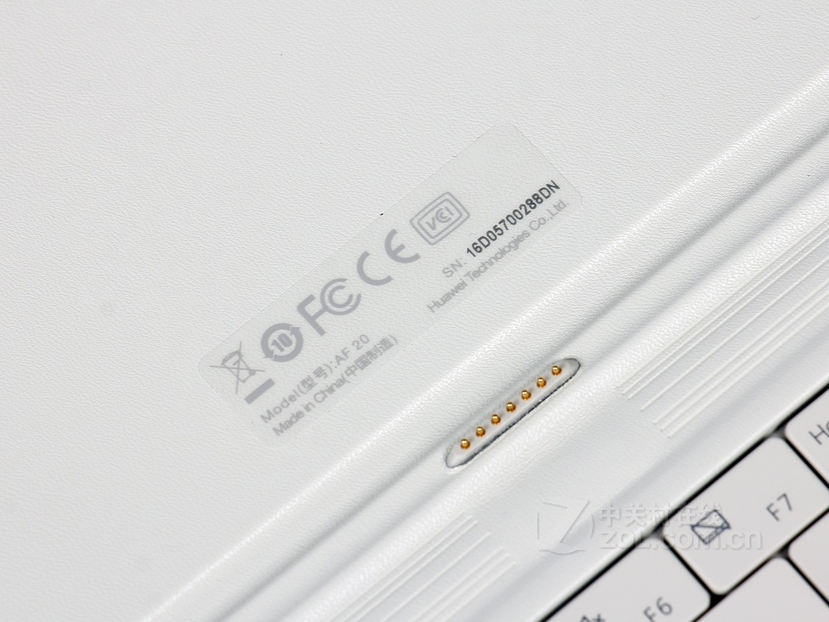 【高清图】 华为(huawei)matebook(m3/4gb/128gb)局部细节图 图95