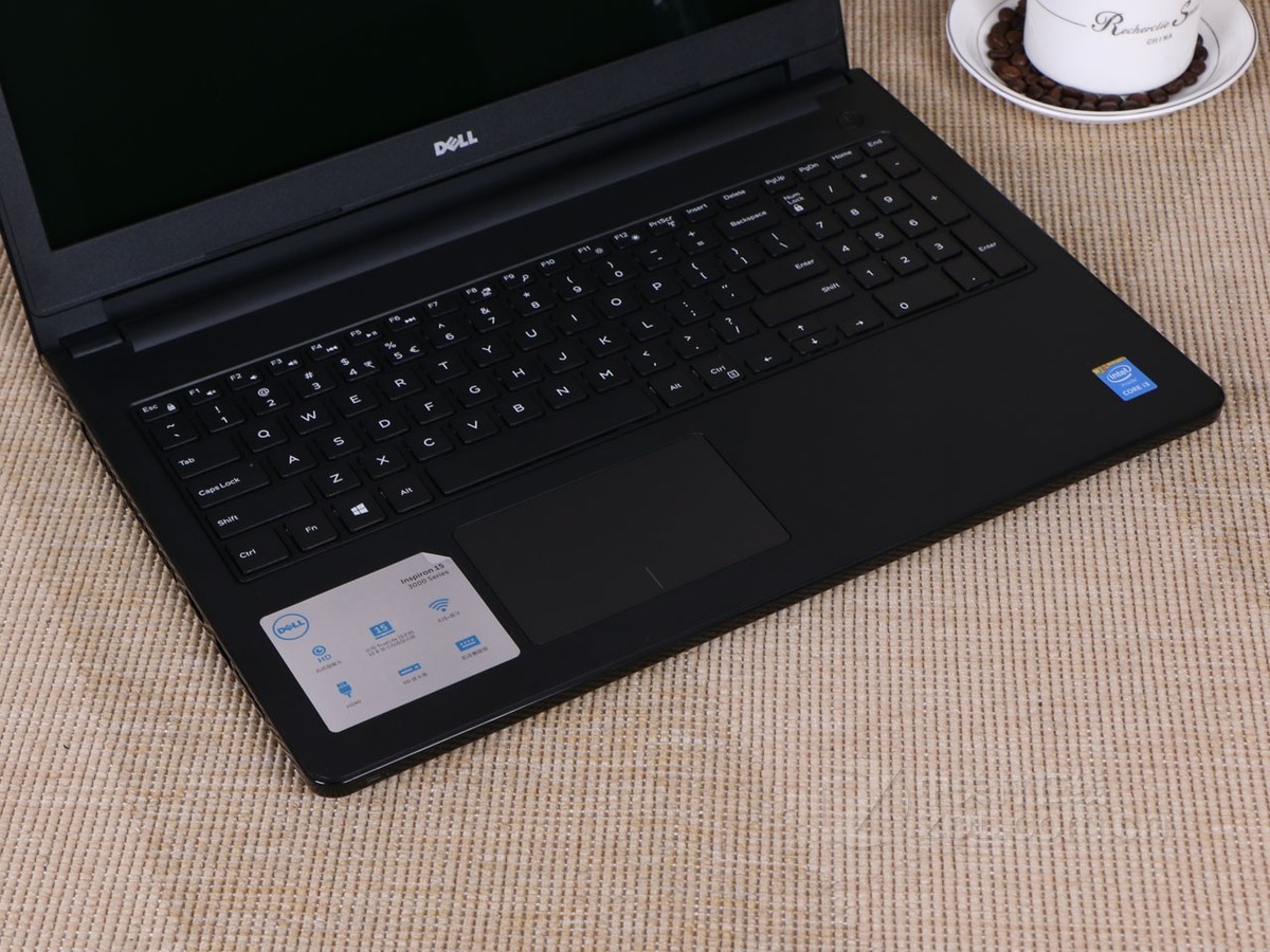 戴尔inspiron 灵越 15 3000系列入门本(ins15ed-1308b)