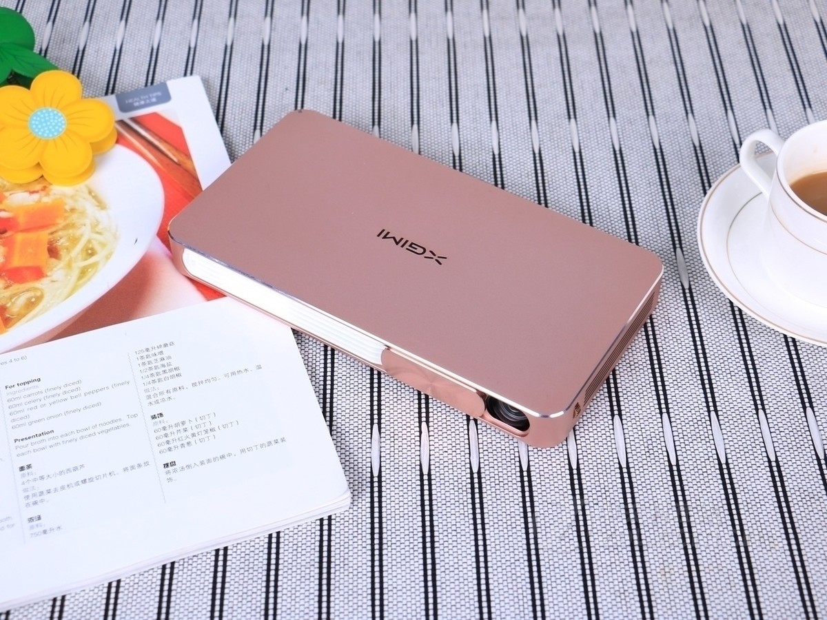 投影机 极米投影机 极米z4air 图片 效果图 22 / 47隐藏