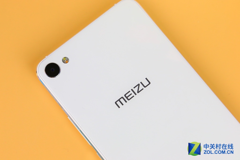 【高清图】 魅蓝u20评测:曲面高颜值 指纹加美颜图18