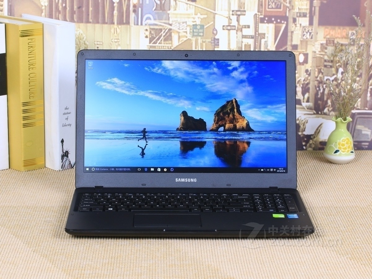 产品相关    三星300e5k-l07  图片筛选 类型: 场景: 颜色: 自动播放