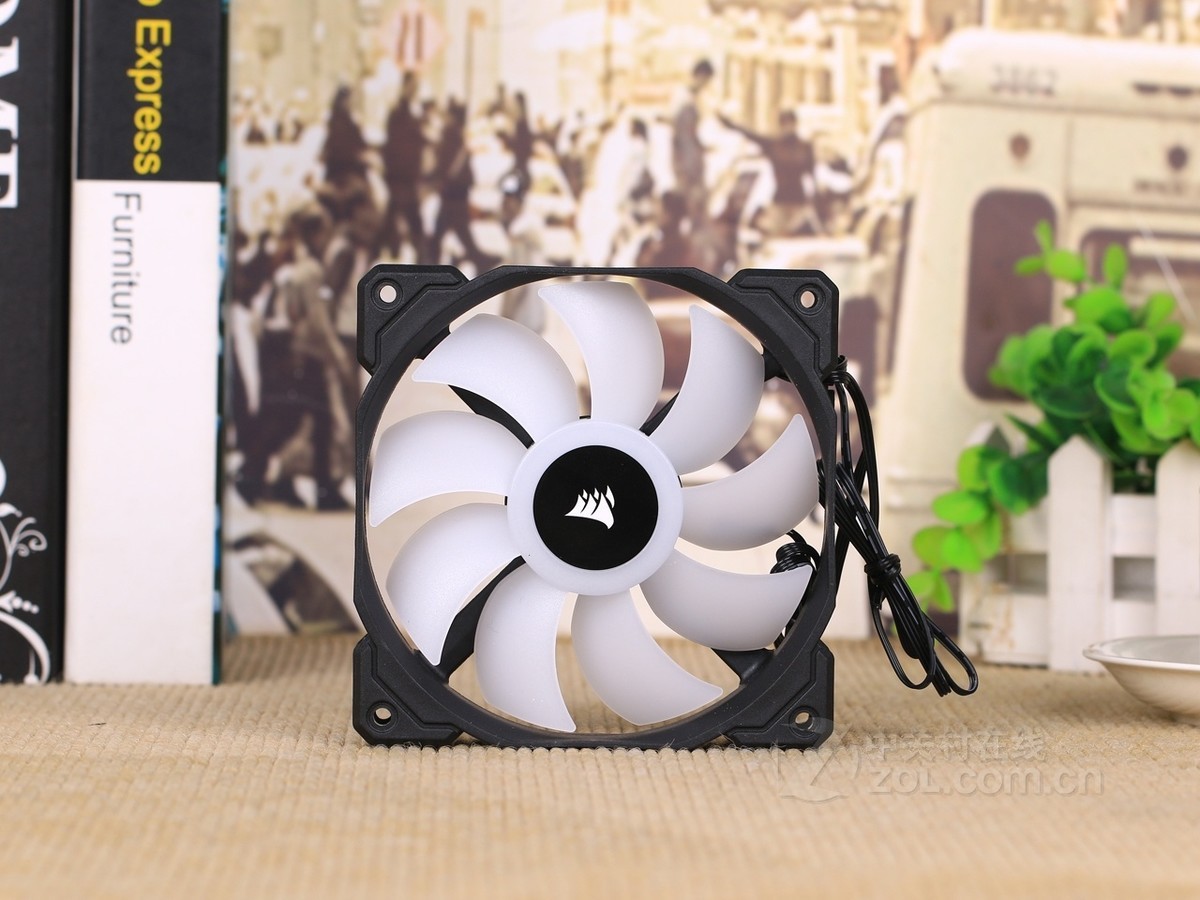 散热器 海盗船散热器 海盗船sp120 rgb led 图片 效果图 10 / 28隐藏