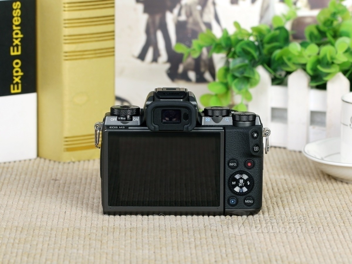 佳能eos m5(单机)