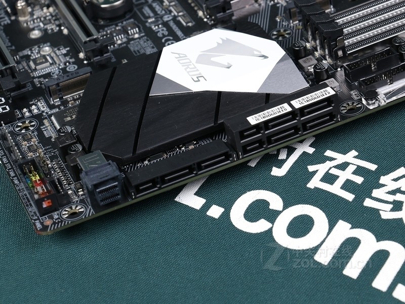 技嘉aorus z270x-gaming 7