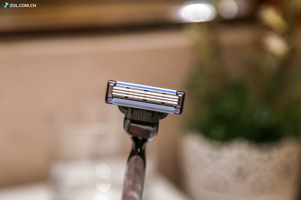 【高清图】 锋利与舒适兼具 吉列mach3手动剃须刀评测图9