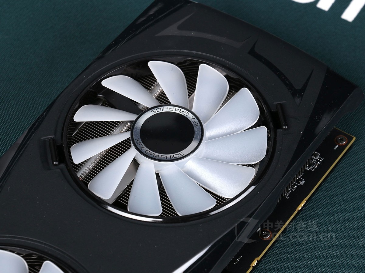 xfx讯景rx 580 8g 深红版